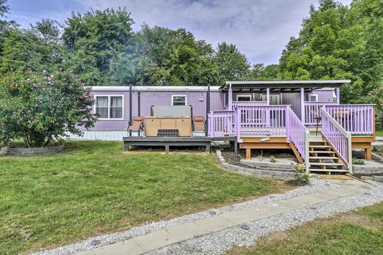 Cozy Bremen Family Home With Hot Tub And Acreage! Logan Bagian luar foto